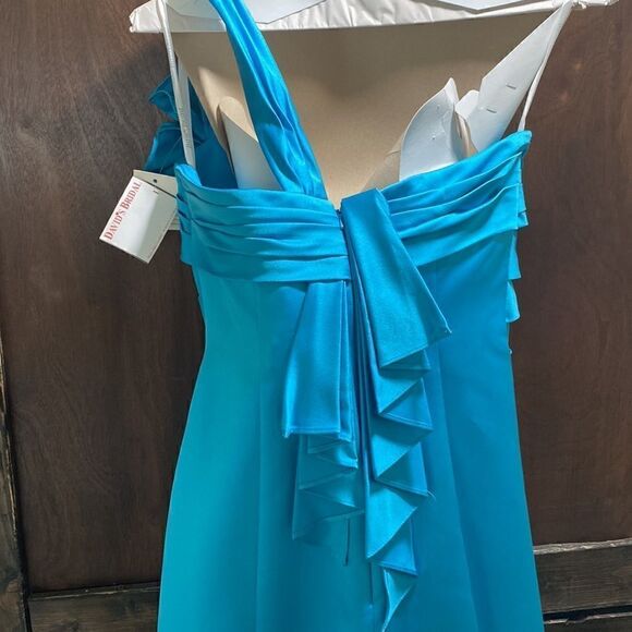 Davids Bridal Gown. Teal in color. In perfect condition. NWT. Women’s 8. - Picture 11 of 16